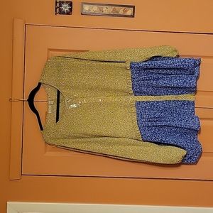 Woman's Logo Green Gauze Top